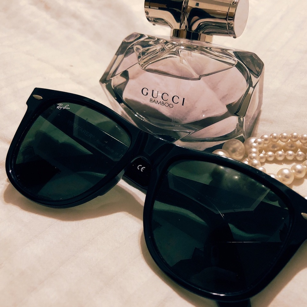 Ray-Ban Classic Wayfarer Sunglasses